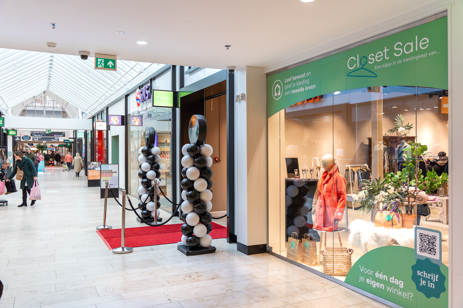 closet sale koperwiek